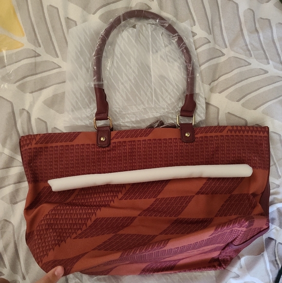 MANAOLA HANDBAG - Picture 4 of 12
